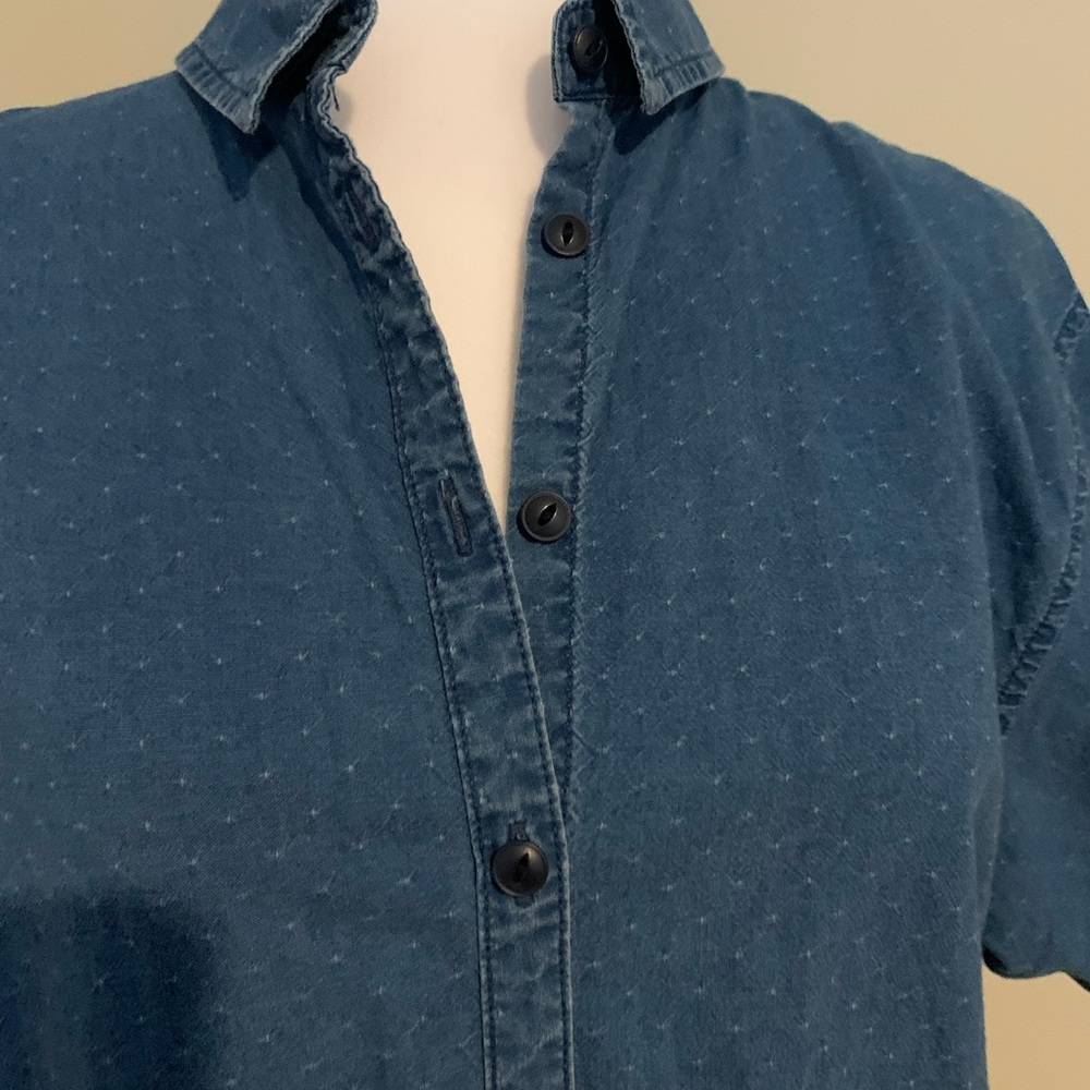 Madewell Chambray Button Down Size Small - image 2